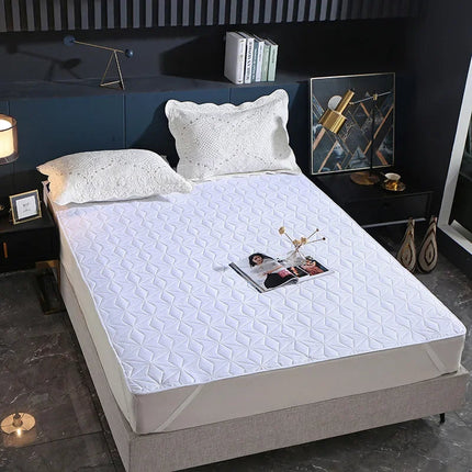 SereNovax Quilted Silent Waterproof Mattress Protector