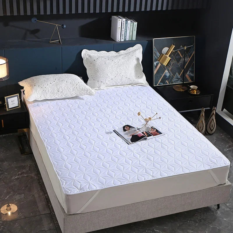 SereNovax Quilted Silent Waterproof Mattress Protector