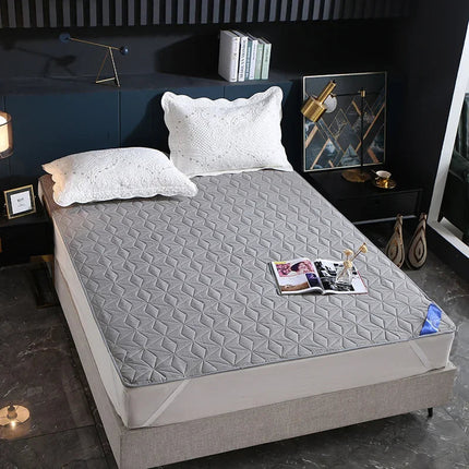 SereNovax Quilted Silent Waterproof Mattress Protector