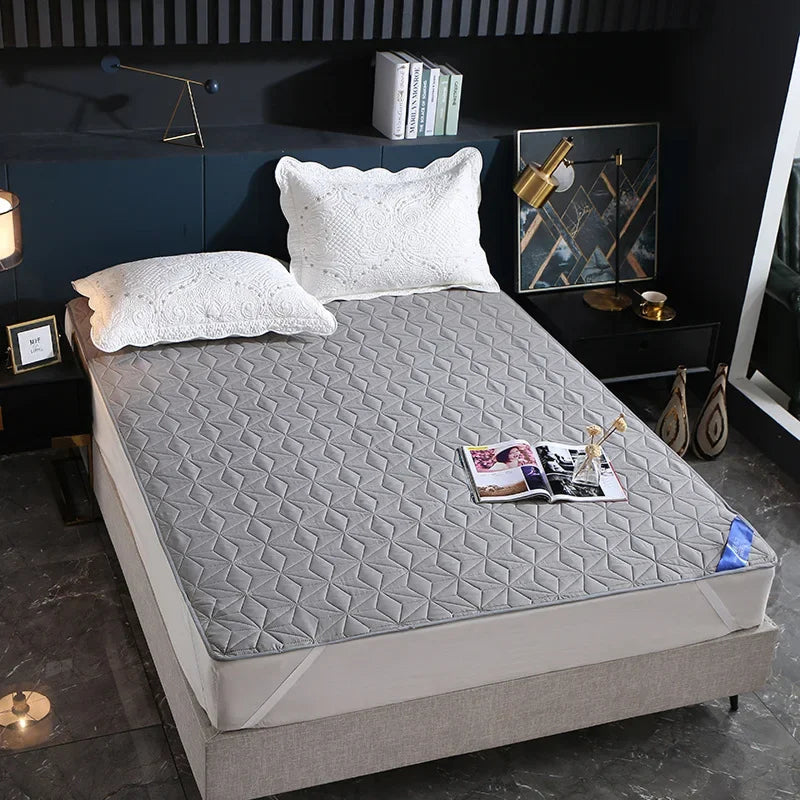 SereNovax Quilted Silent Waterproof Mattress Protector