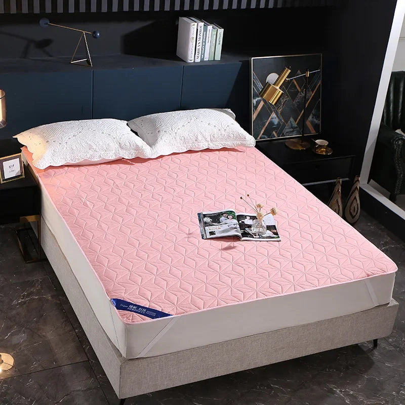 SereNovax Quilted Silent Waterproof Mattress Protector
