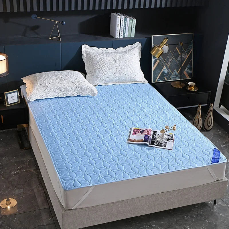 SereNovax Quilted Silent Waterproof Mattress Protector