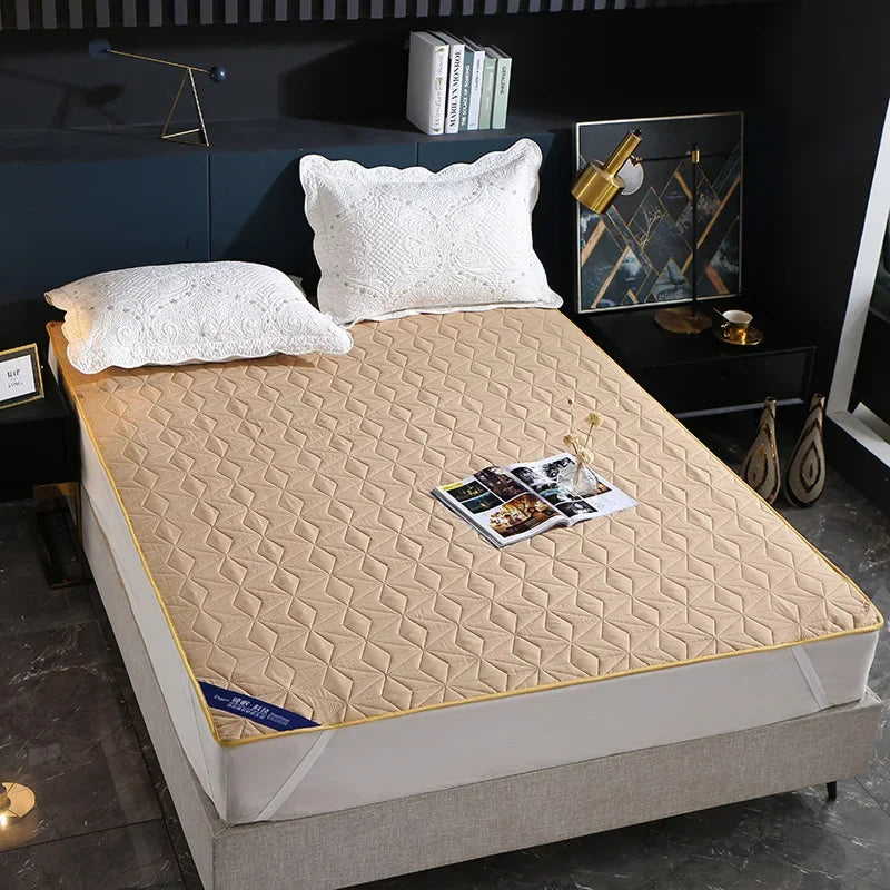 SereNovax Quilted Silent Waterproof Mattress Protector