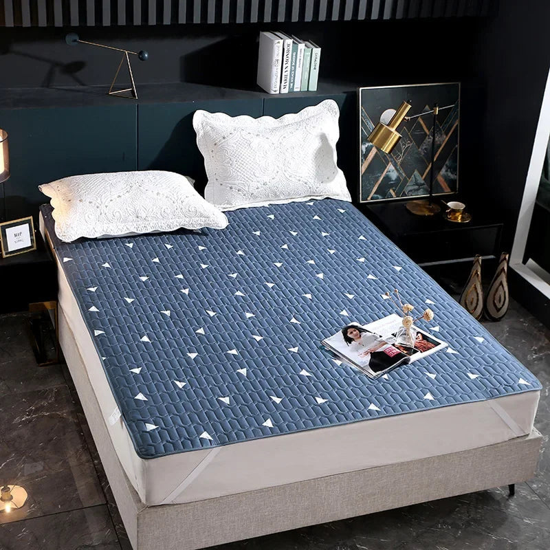 SereNovax Quilted Silent Waterproof Mattress Protector